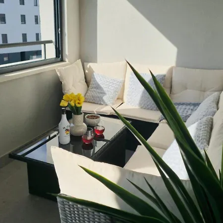 La&ma Apartment